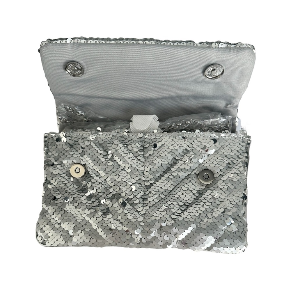 Nicole Miller Silver Mermaid Sequin Chain Strap Crossbody Small Bag Purse NWT - Picture 4 of 7